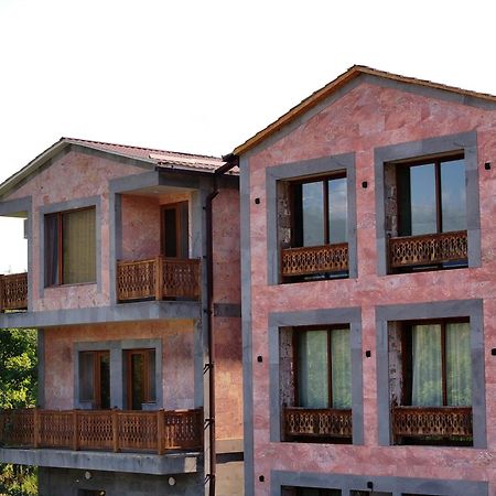 Kefilyan Family Hotel Sanain Екстериор снимка