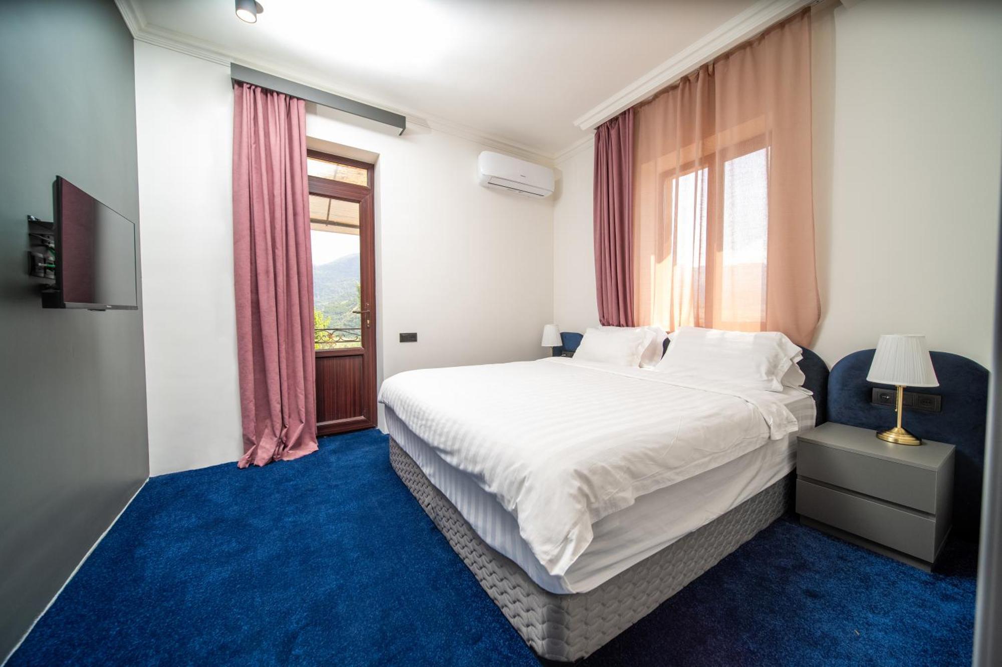 Kefilyan Family Hotel Sanain Екстериор снимка