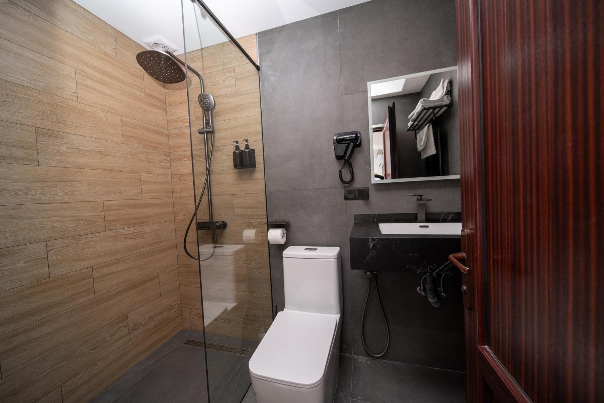 Kefilyan Family Hotel Sanain Екстериор снимка