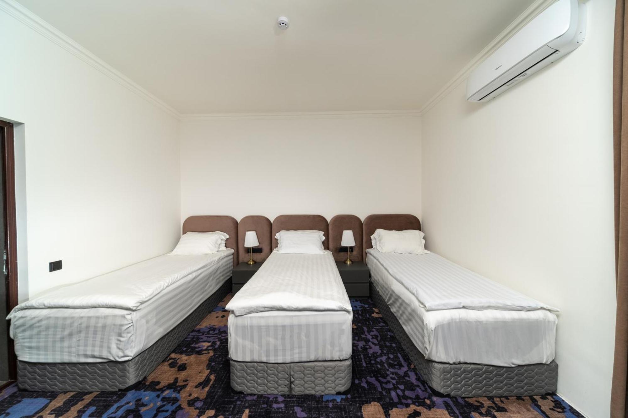 Kefilyan Family Hotel Sanain Екстериор снимка