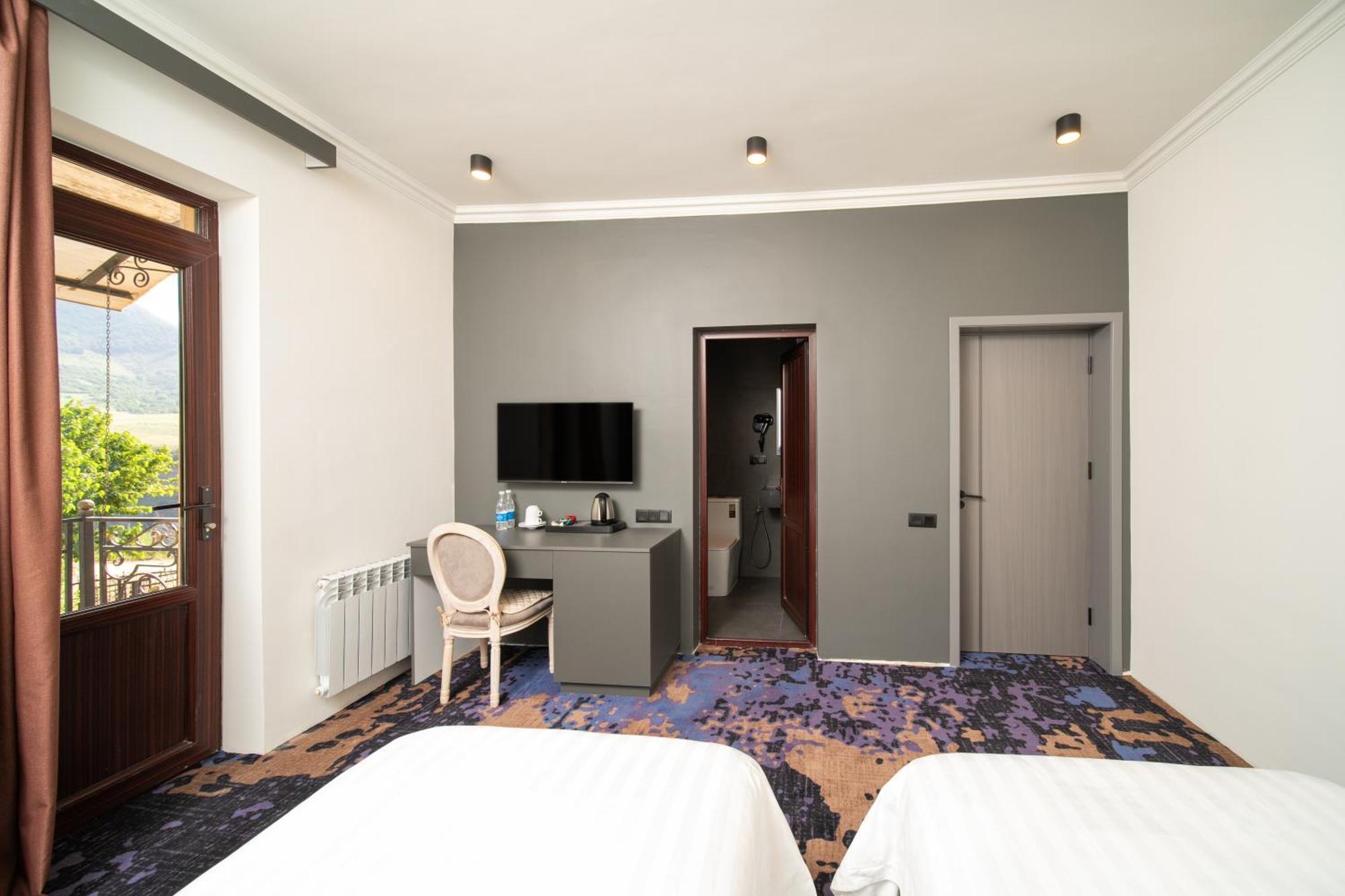 Kefilyan Family Hotel Sanain Екстериор снимка