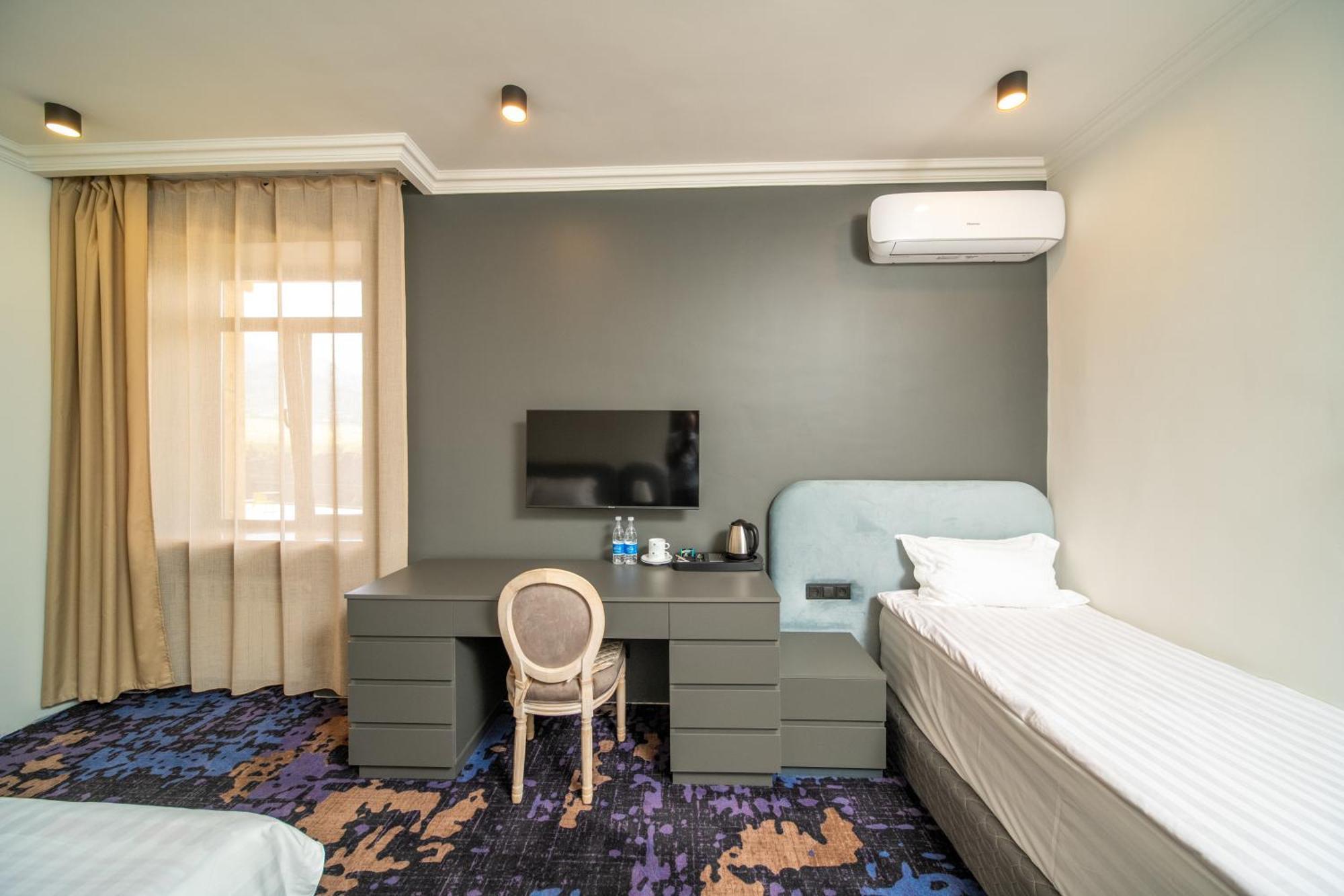 Kefilyan Family Hotel Sanain Екстериор снимка