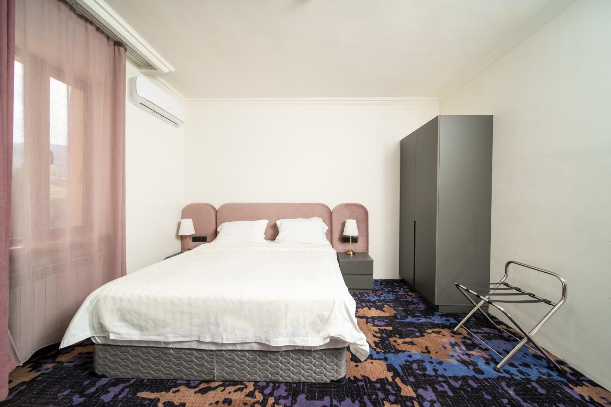 Kefilyan Family Hotel Sanain Екстериор снимка
